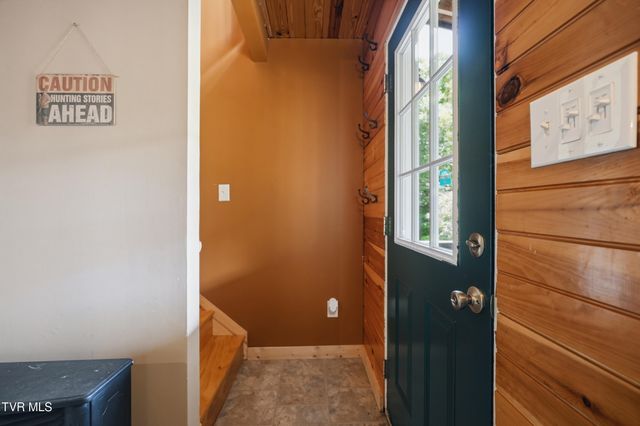 780 Cabin Drive, Blackwater, VA 24221