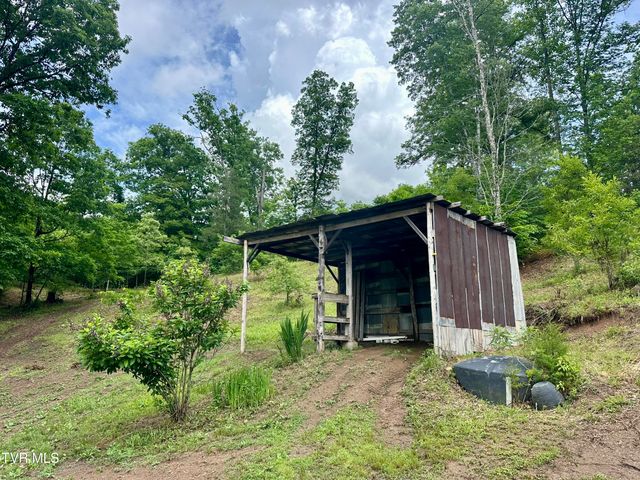 780 Cabin Drive, Blackwater, VA 24221