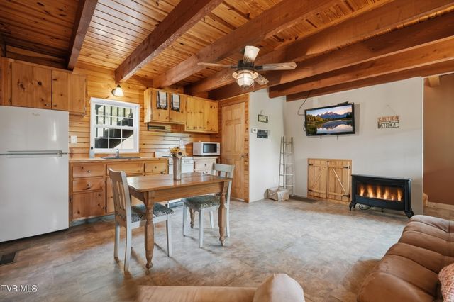 780 Cabin Drive, Blackwater, VA 24221