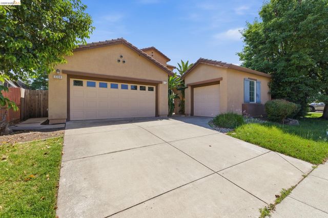 3338 La Cadena Way, Sacramento, CA 95835