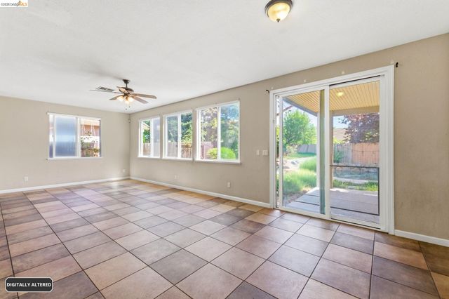 3338 La Cadena Way, Sacramento, CA 95835