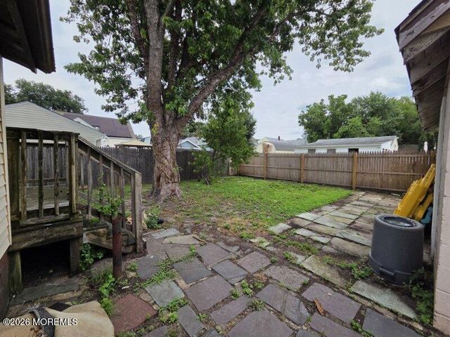 48 Leola Avenue, Keansburg, NJ 07734