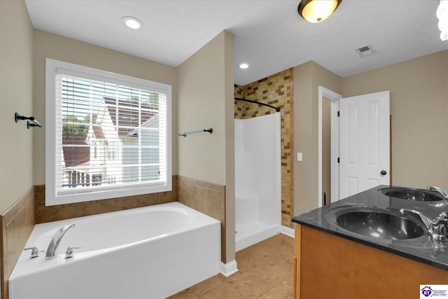 132 W Mandarin Court, Elizabethtown, KY 42701