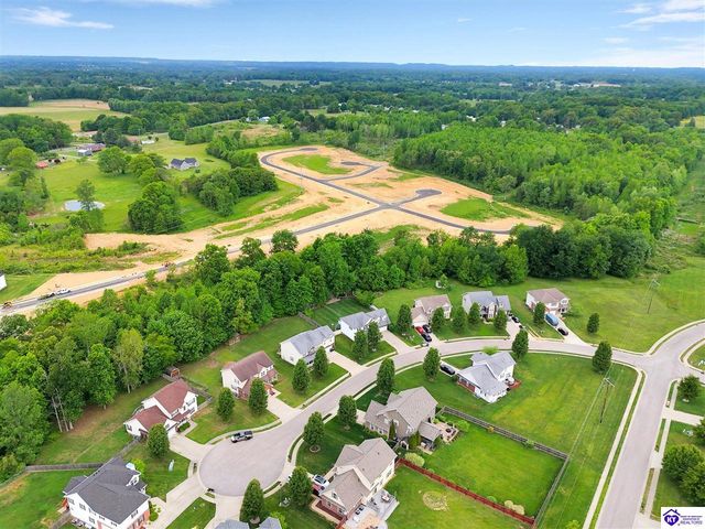132 W Mandarin Court, Elizabethtown, KY 42701