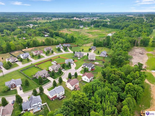 132 W Mandarin Court, Elizabethtown, KY 42701