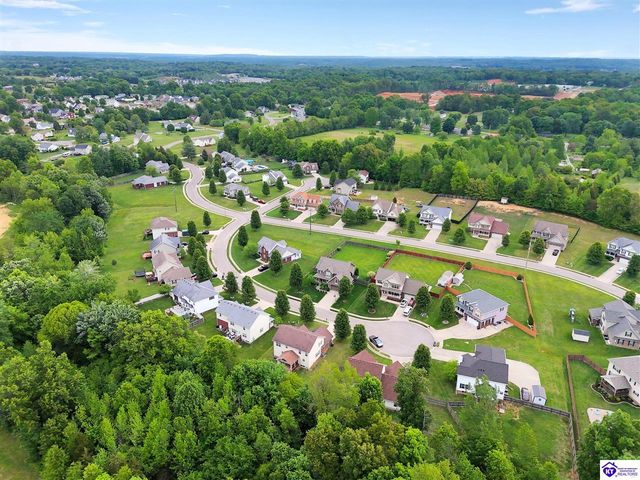 132 W Mandarin Court, Elizabethtown, KY 42701