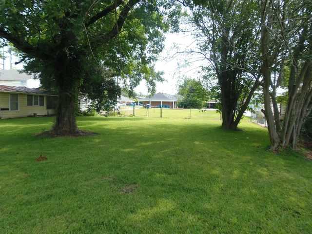 1718 Oakley Street, Thibodaux, LA 70301