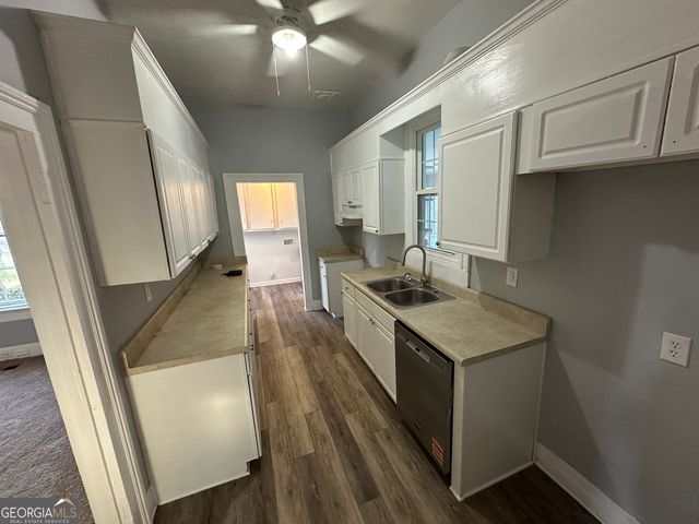 1007 Peek Street NW, Conyers, GA 30012
