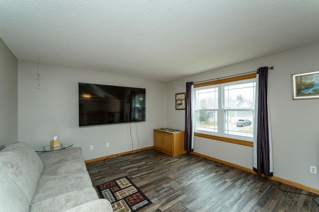 5303 Nicklaus Drive NW, Rochester, MN 55901