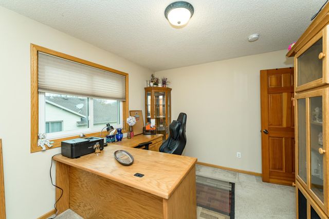 5303 Nicklaus Drive NW, Rochester, MN 55901