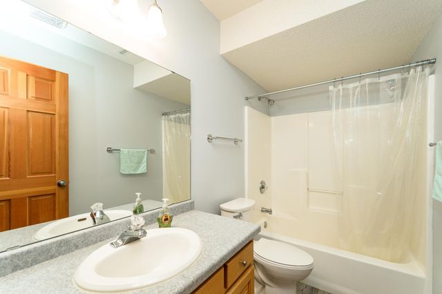 5303 Nicklaus Drive NW, Rochester, MN 55901