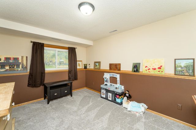 5303 Nicklaus Drive NW, Rochester, MN 55901