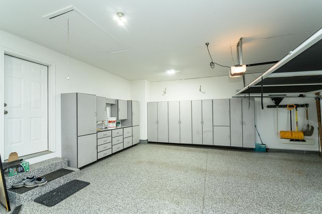 5303 Nicklaus Drive NW, Rochester, MN 55901