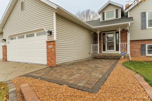 5303 Nicklaus Drive NW, Rochester, MN 55901