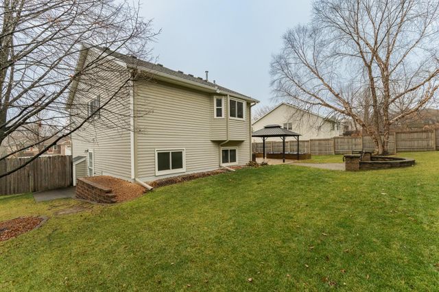 5303 Nicklaus Drive NW, Rochester, MN 55901