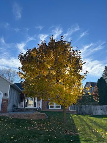 5303 Nicklaus Drive NW, Rochester, MN 55901