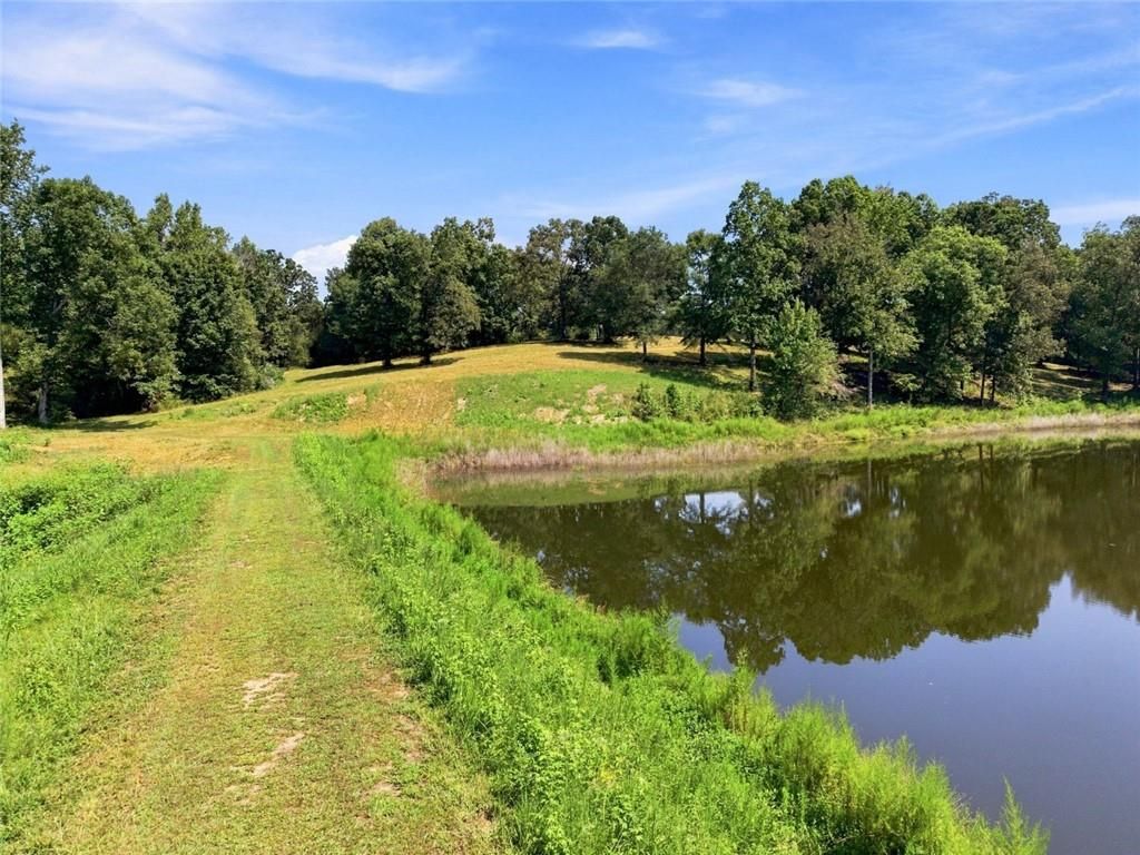 Image 1 of property listing at 568 Franklin Goldmine Road, Cumming, GA 30028
