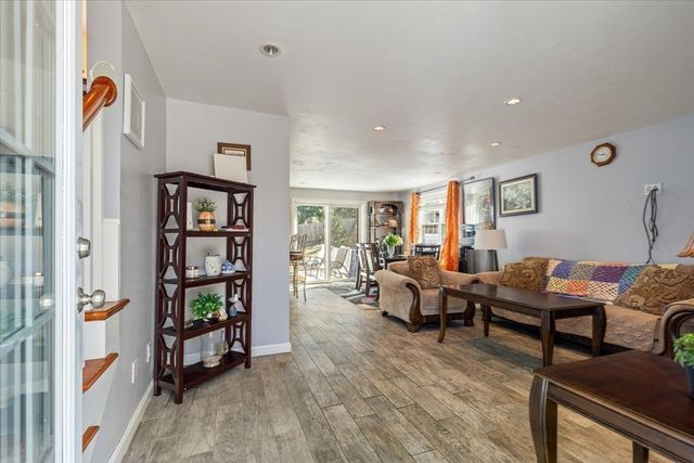 4 Old Colony Way, Yarmouth, MA 02664