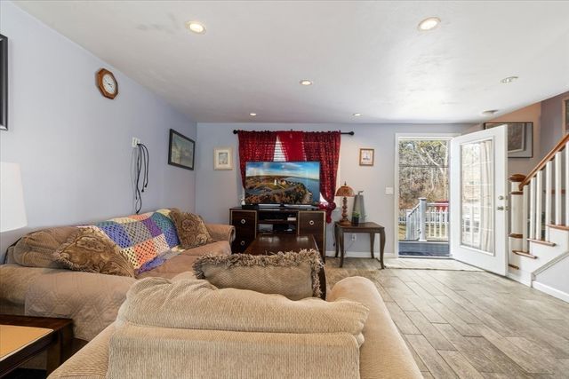 4 Old Colony Way, Yarmouth, MA 02664