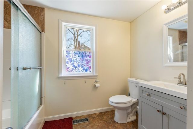 4 Old Colony Way, Yarmouth, MA 02664