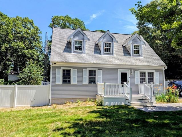 4 Old Colony Way, Yarmouth, MA 02664