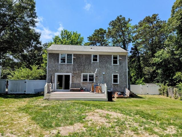 4 Old Colony Way, Yarmouth, MA 02664