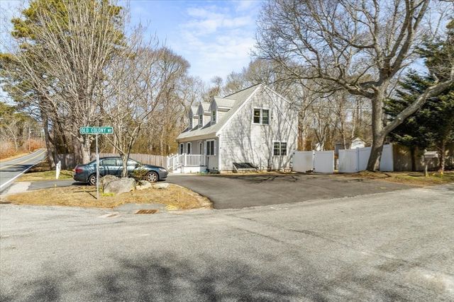 4 Old Colony Way, Yarmouth, MA 02664