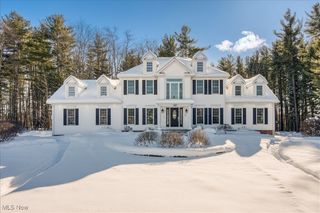 11425 Clearfield Lane, Chardon, OH 44024