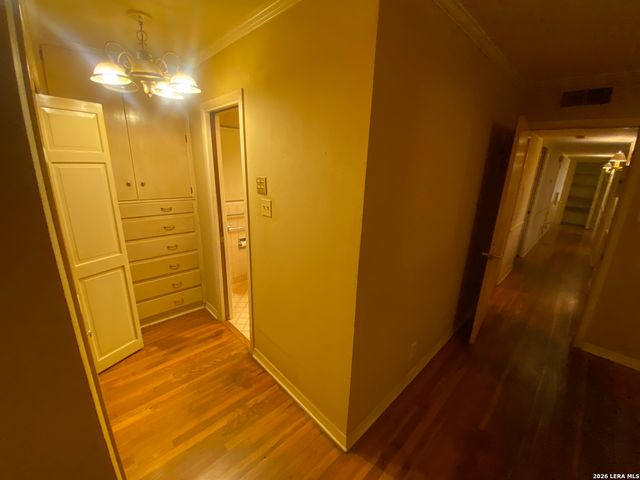 9811 Carolwood Dr, San Antonio, TX 78213