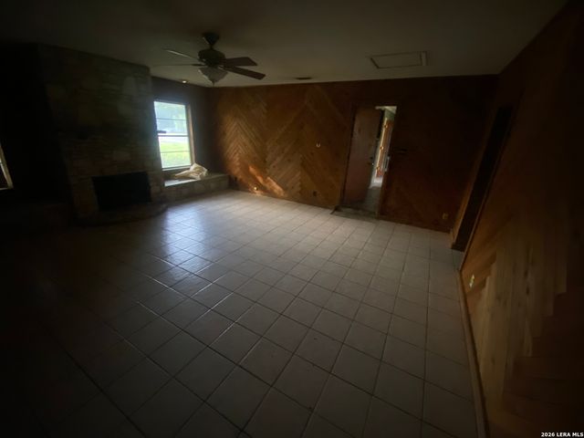 9811 Carolwood Dr, San Antonio, TX 78213