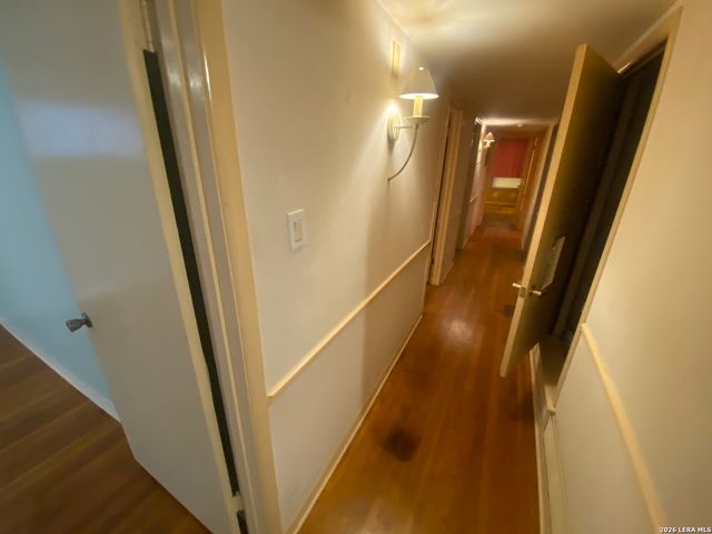 9811 Carolwood Dr, San Antonio, TX 78213