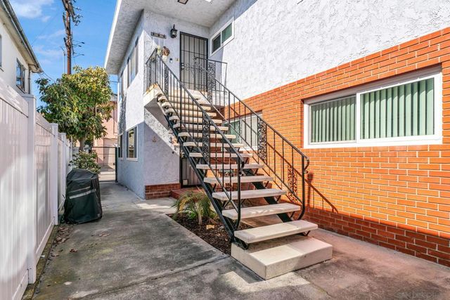 3800 Kendall St 3, San Diego, CA 92109