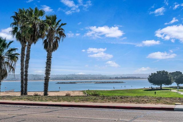 3800 Kendall St 3, San Diego, CA 92109