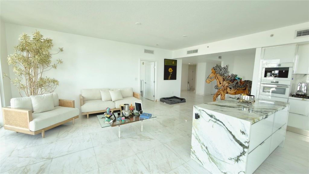 7910 Harbor Island Drive 805, North Bay Village, FL 33141