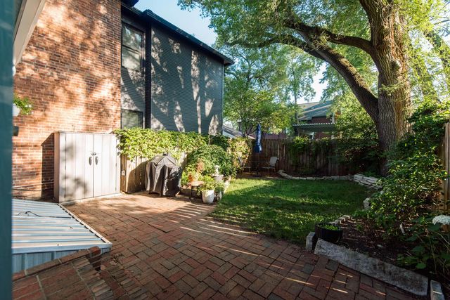 384 E Beck Street, Columbus, OH 43206