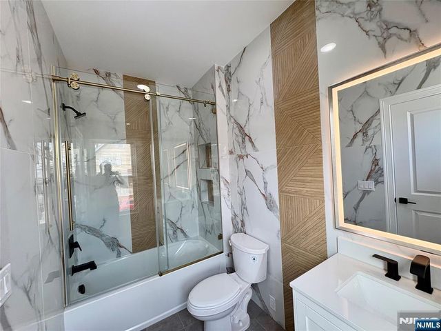 43 John Street 1, Kearny, NJ 07032