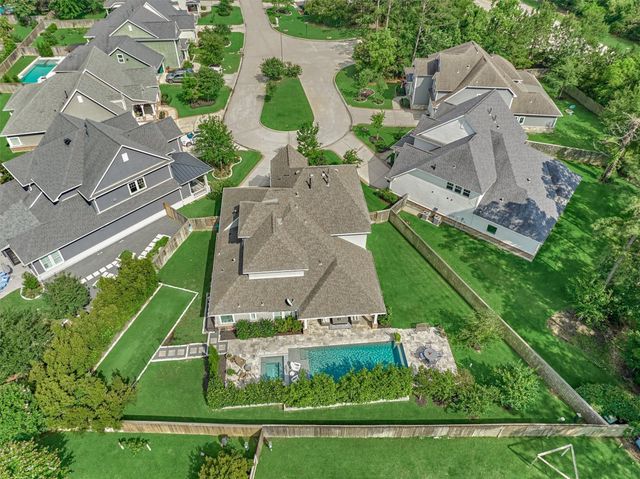101 Mallard Creek Court, Montgomery, TX 77316