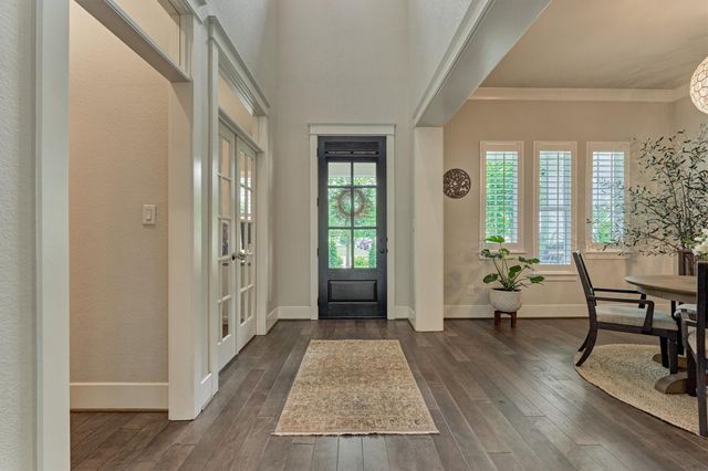 101 Mallard Creek Court, Montgomery, TX 77316