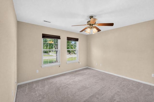 3901 JUNGLE TREE DR, Columbia, MO 65202