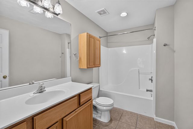 3901 JUNGLE TREE DR, Columbia, MO 65202