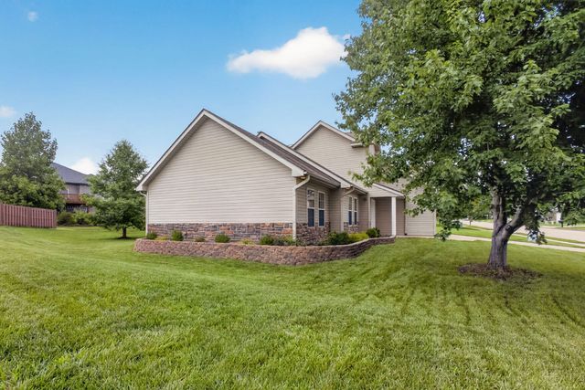 3901 JUNGLE TREE DR, Columbia, MO 65202