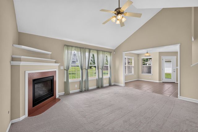 3901 JUNGLE TREE DR, Columbia, MO 65202