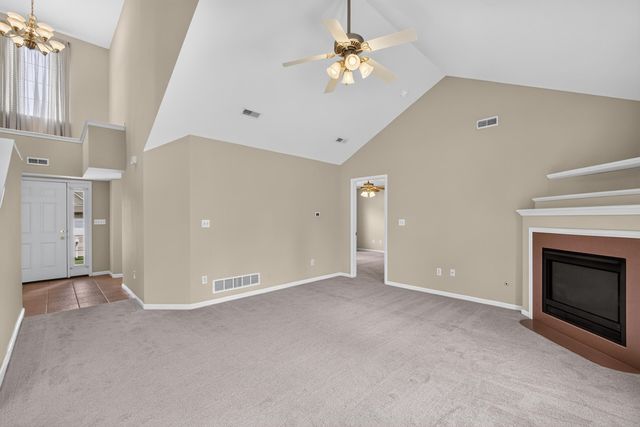 3901 JUNGLE TREE DR, Columbia, MO 65202