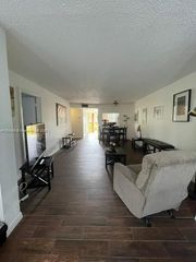 3001 E Sunrise Lakes Dr 110, Sunrise, FL 33322