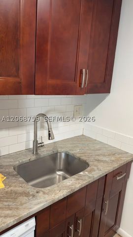 4114 NW 88th Ave 201, Coral Springs, FL 33065