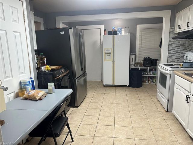 1727 Thurmond Street, Winston-salem, NC 27105