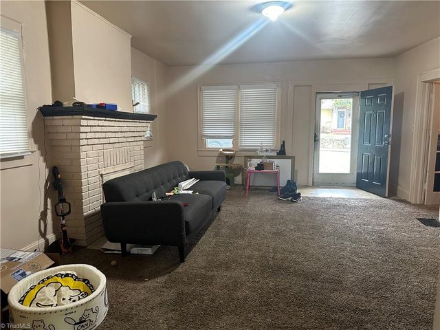 1727 Thurmond Street, Winston-salem, NC 27105