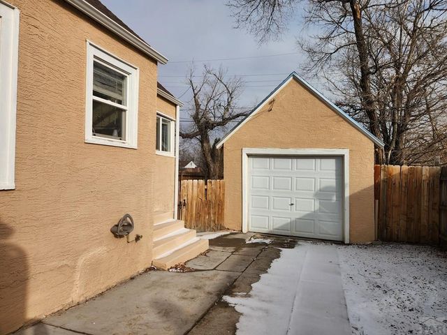 2708 8th Ave, Pueblo, CO 81003