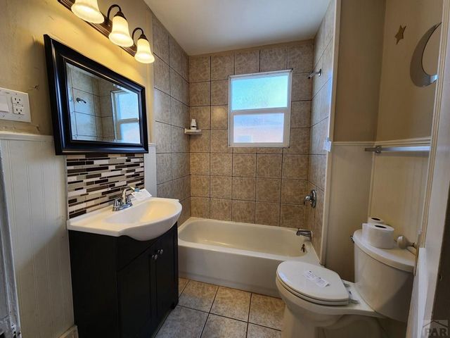 2708 8th Ave, Pueblo, CO 81003