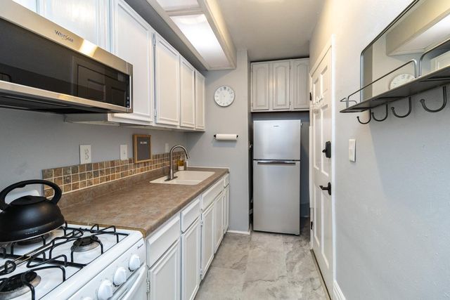 345 Ramsey Street 345B, Saint Paul, MN 55102